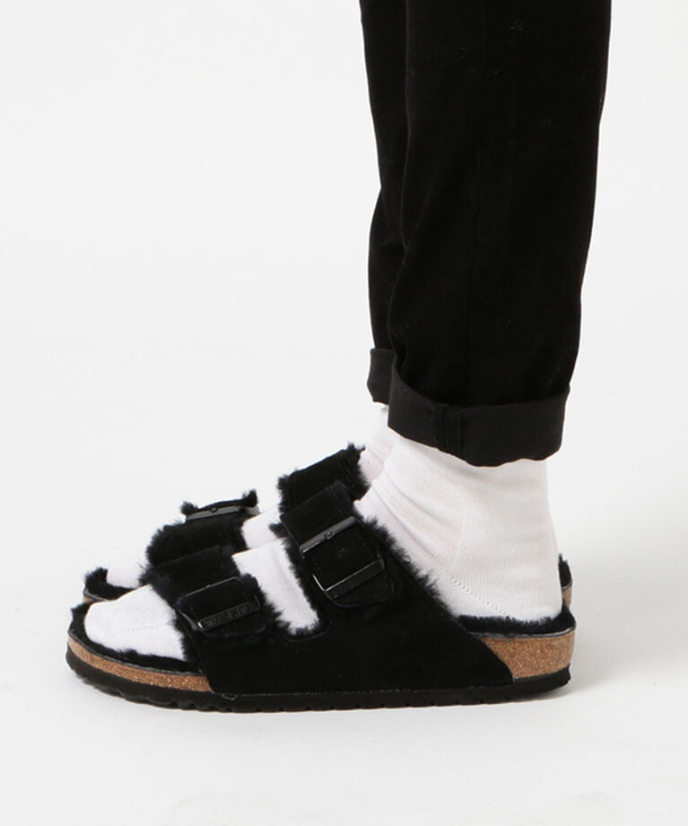 BIRKENSTOCK「【ビルケンシュトック】アリゾナ/ブラック スエードレザー シープスキン/サンダル レディース」|サンダル|