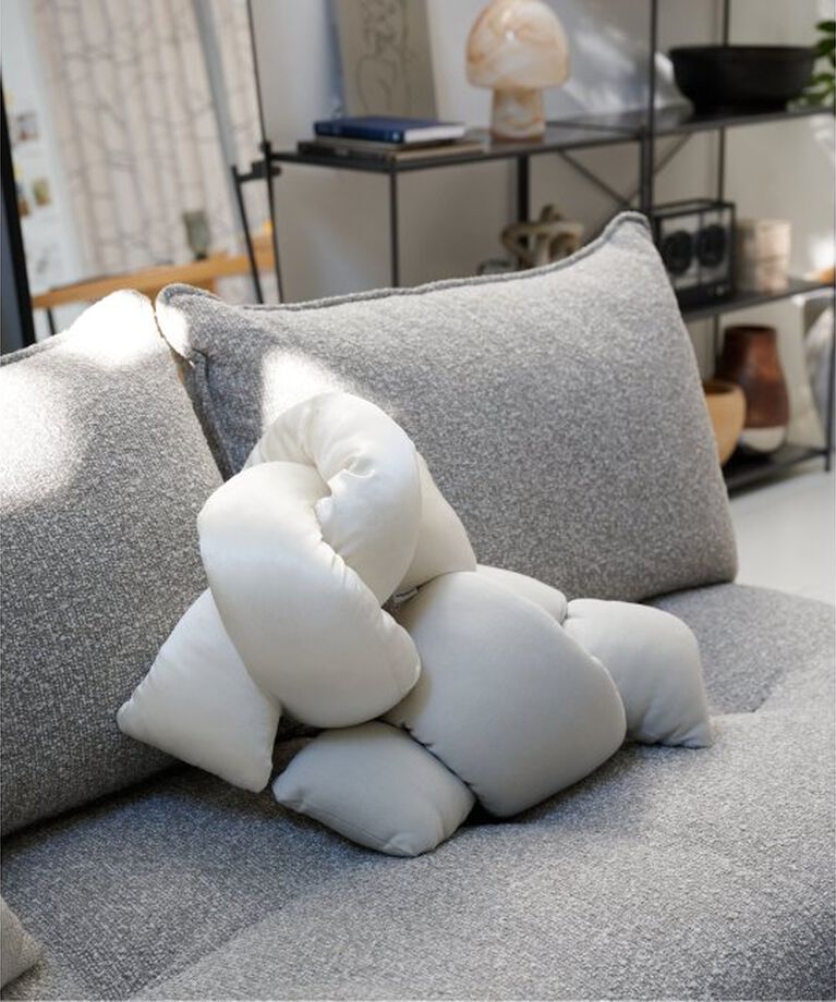 journal standard Furniture「TWIST CUSHION　クッション」|クッション・クッションカバー|