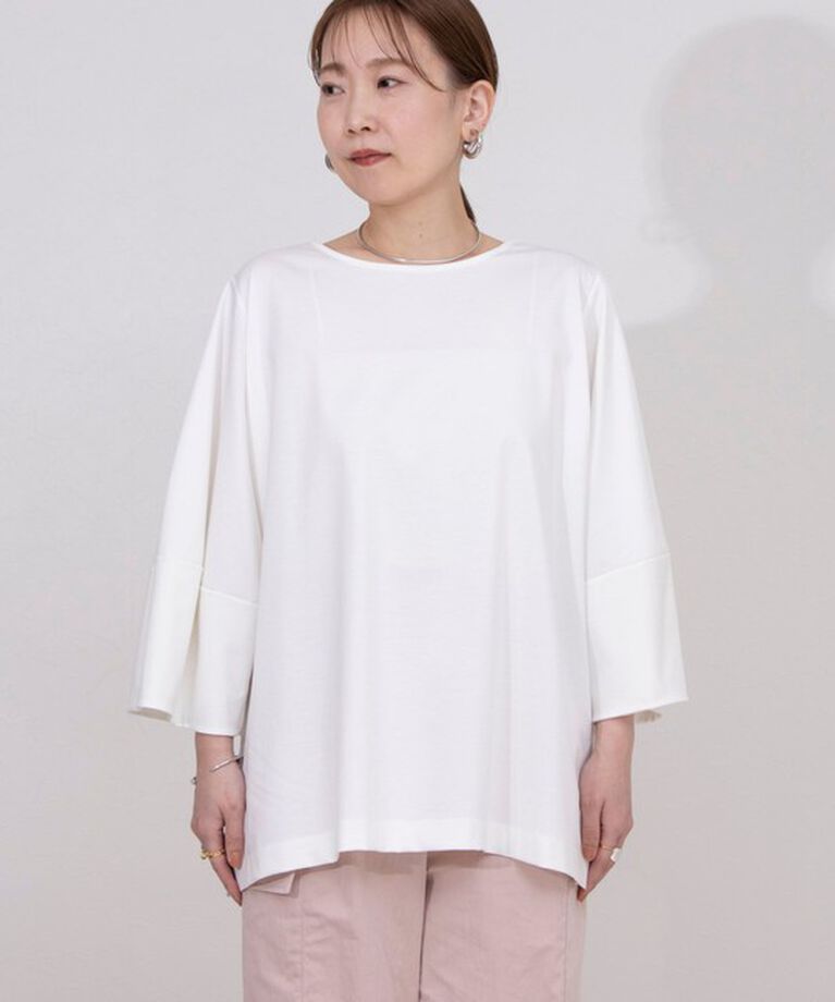 Rie Miller「アシンメトリーシャーリング2WAYボリュームスリーブカットソー」|Tシャツ・カットソー|