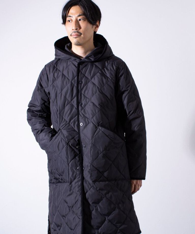 GLOSTER「【TAION/タイオン】GLOSTER別注 パイピング フーデット ロングダウンコート キルティング」|ダウン|