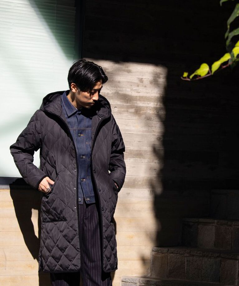 GLOSTER「【TAION/タイオン】GLOSTER別注 パイピング フーデット ロングダウンコート キルティング」|ダウン|