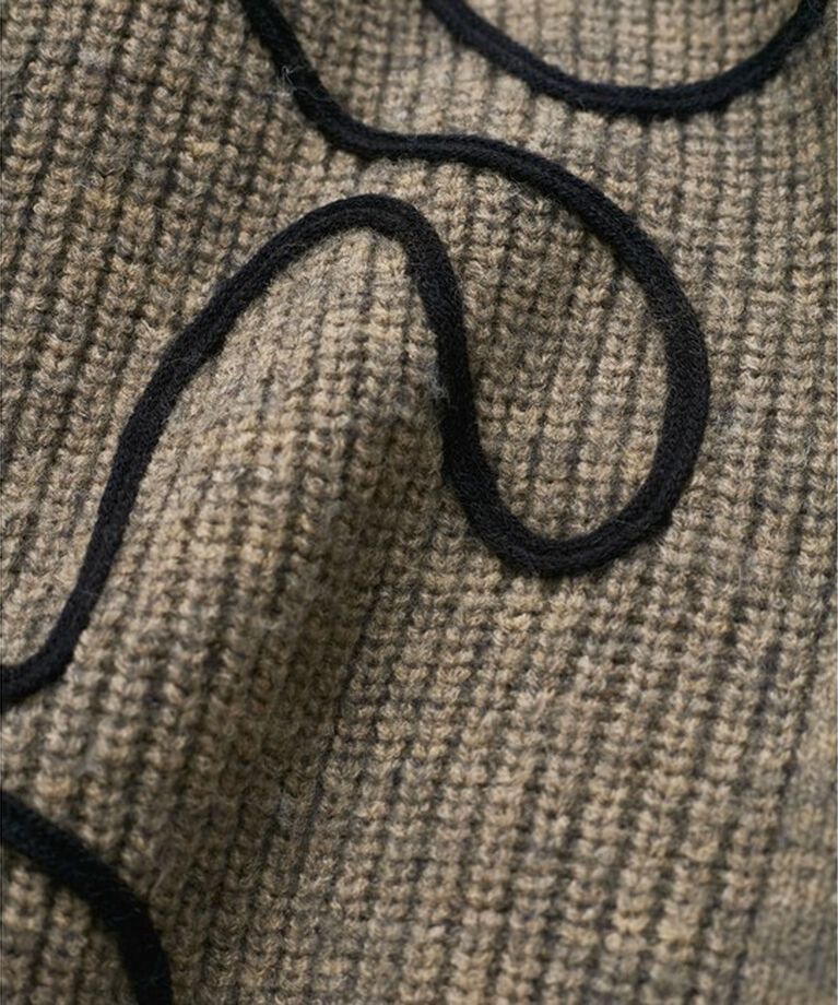 VIS「【WEB/一部店舗限定】リボンコード刺繍Vネックカーディガン【セットアップ対応】」|カーディガン|