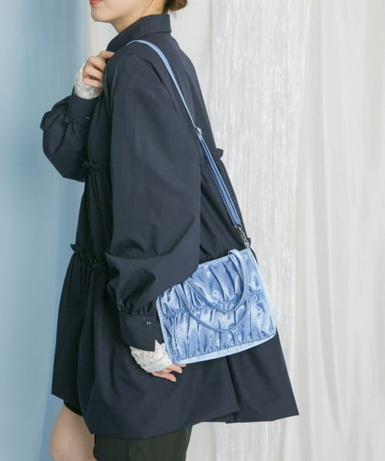  「KBF サテンギャザーハンドBAG」|ハンドバッグ|