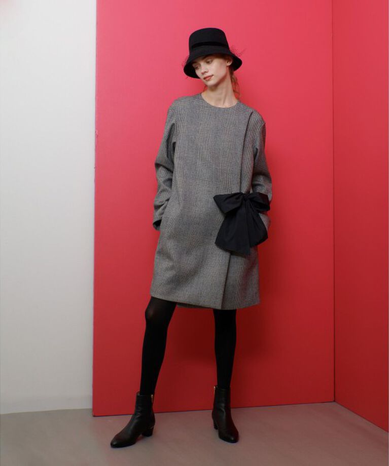 LOULOU WILLOUGHBY「【LOULOU WILLOUGHBY】リバーチェックコートワンピース」|ノーカラーコート|グレー