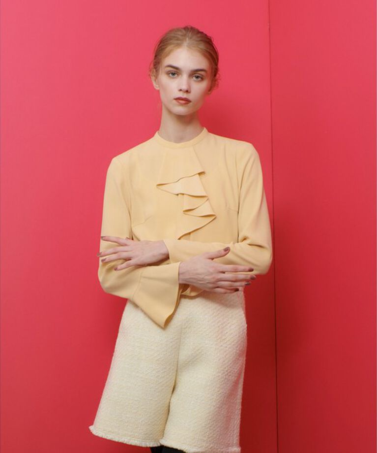LOULOU WILLOUGHBY「【LOULOU WILLOUGHBY】ラッフルスタンドブラウス」|シャツ・ブラウス|