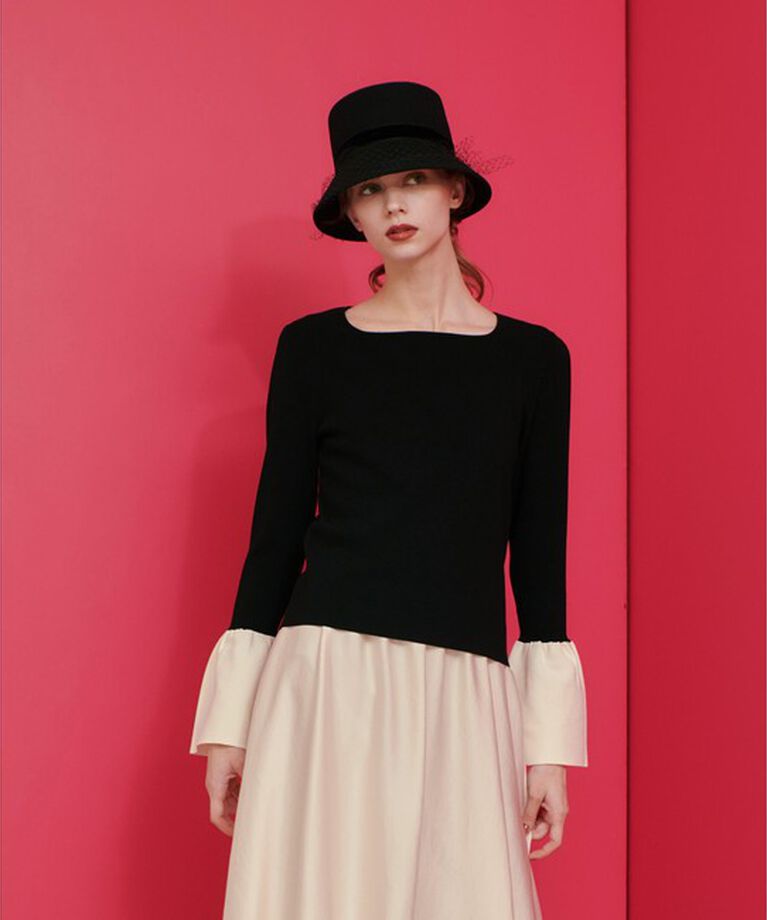LOULOU WILLOUGHBY「【LOULOU WILLOUGHBY】スクエアネック袖フレアプルオーバー」|ニット・セーター|