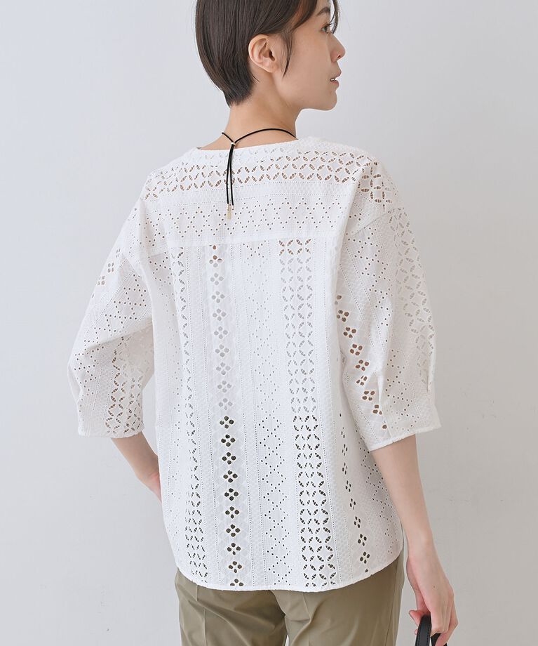 INDIVI「【刺繍／レース】スラッシュネックブラウス」|シャツ・ブラウス|