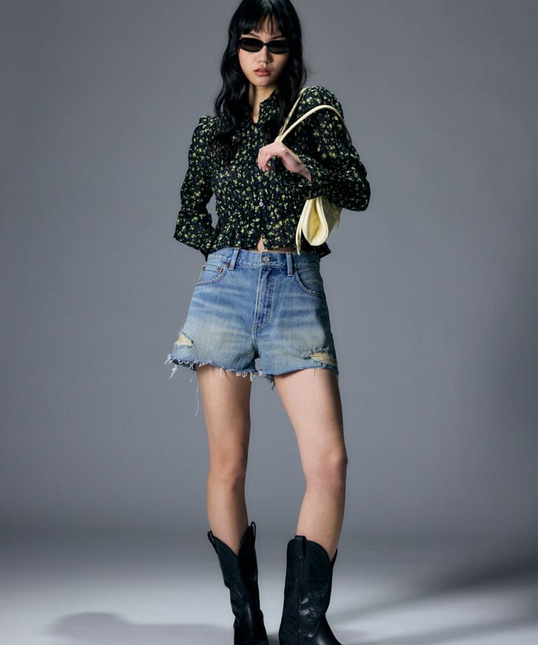 MOUSSY「SHIRRING FLORAL フィットシャツ」|シャツ・ブラウス|