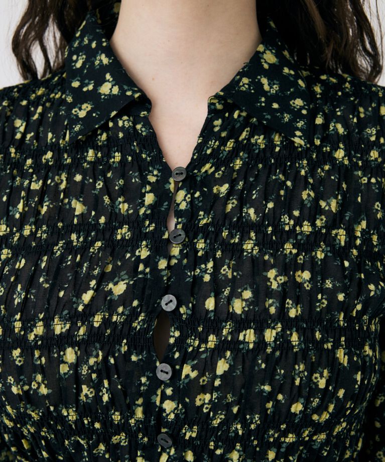 MOUSSY「SHIRRING FLORAL フィットシャツ」|シャツ・ブラウス|