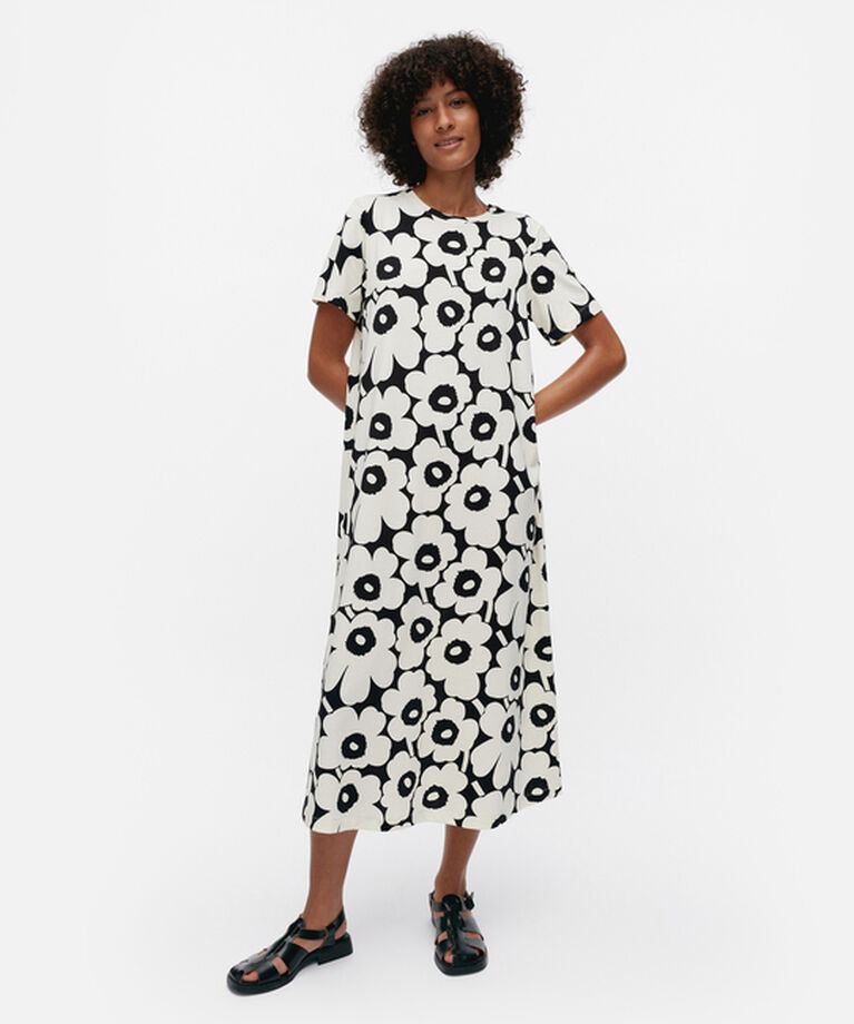 Marimekko「Pisteinen Unikko ワンピース」|ワンピース|ﾌﾞﾗｯｸ×ｵﾌﾎﾜｲﾄ