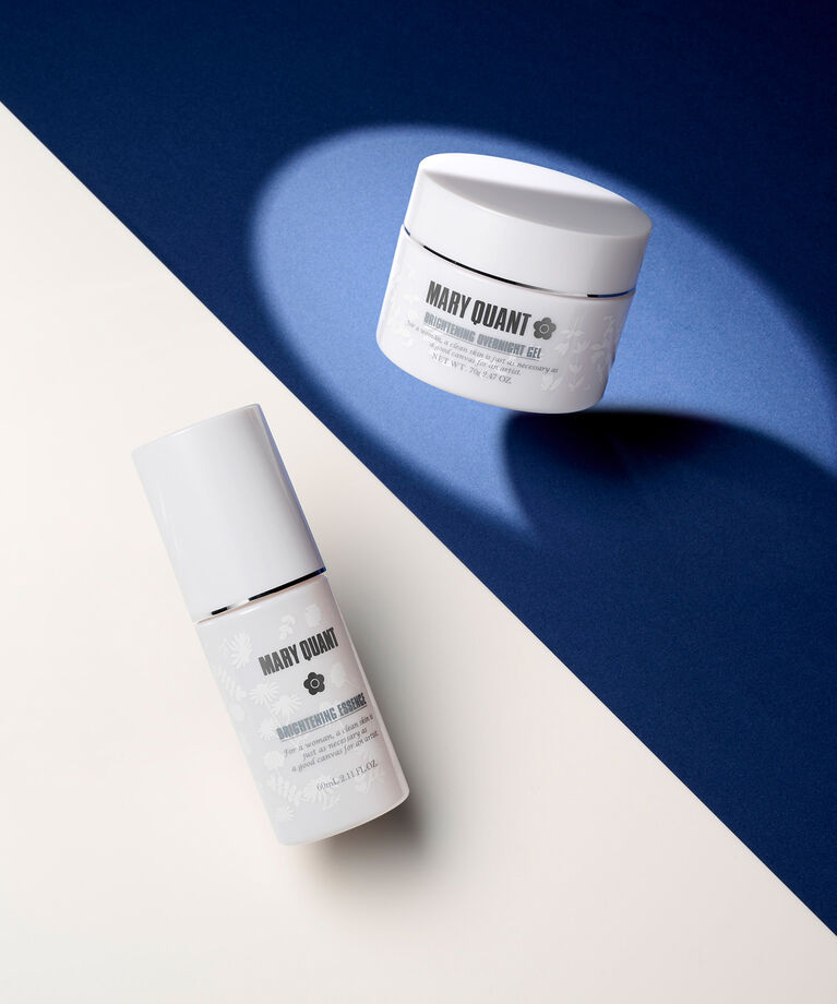MARY QUANT「『限定デザイン』ブライトニング エッセンス ＜医薬部外品＞」|美容液・オイル・クリーム|
