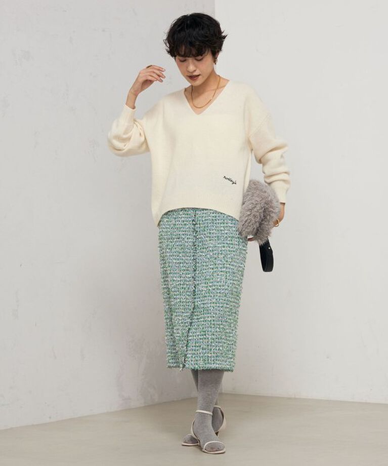 NOLLEY'S「ロゴ刺繍入りVネックプルオーバーニット」|ニット・セーター|