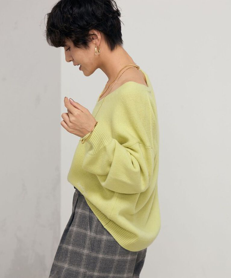 NOLLEY'S「ロゴ刺繍入りVネックプルオーバーニット」|ニット・セーター|