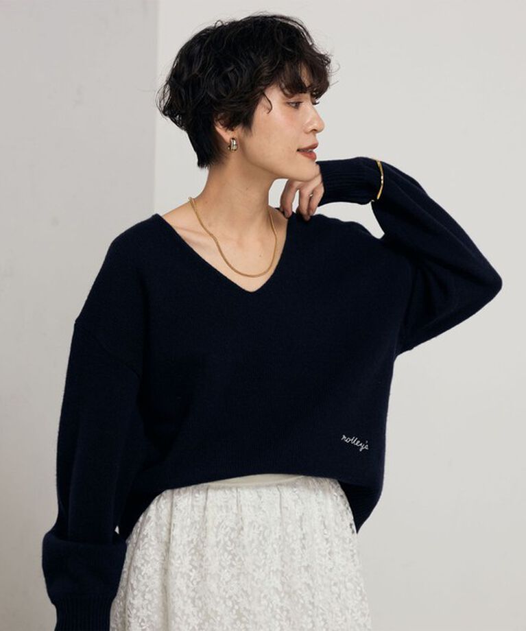 NOLLEY'S「ロゴ刺繍入りVネックプルオーバーニット」|ニット・セーター|