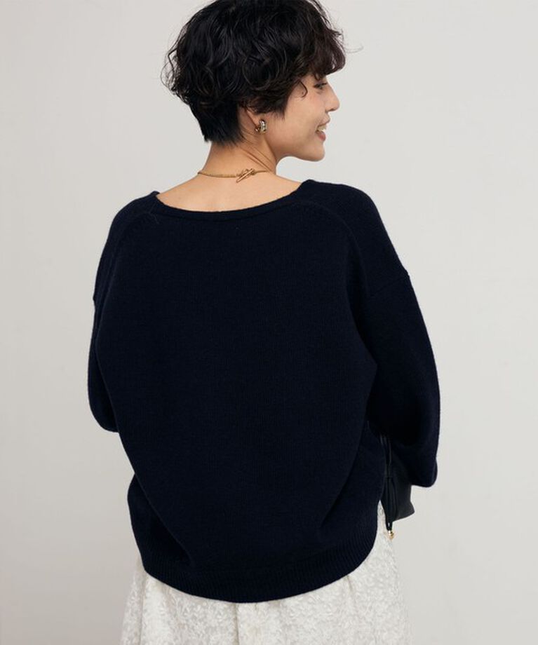 NOLLEY'S「ロゴ刺繍入りVネックプルオーバーニット」|ニット・セーター|