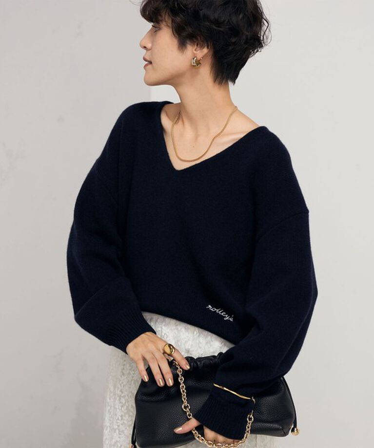 NOLLEY'S「ロゴ刺繍入りVネックプルオーバーニット」|ニット・セーター|