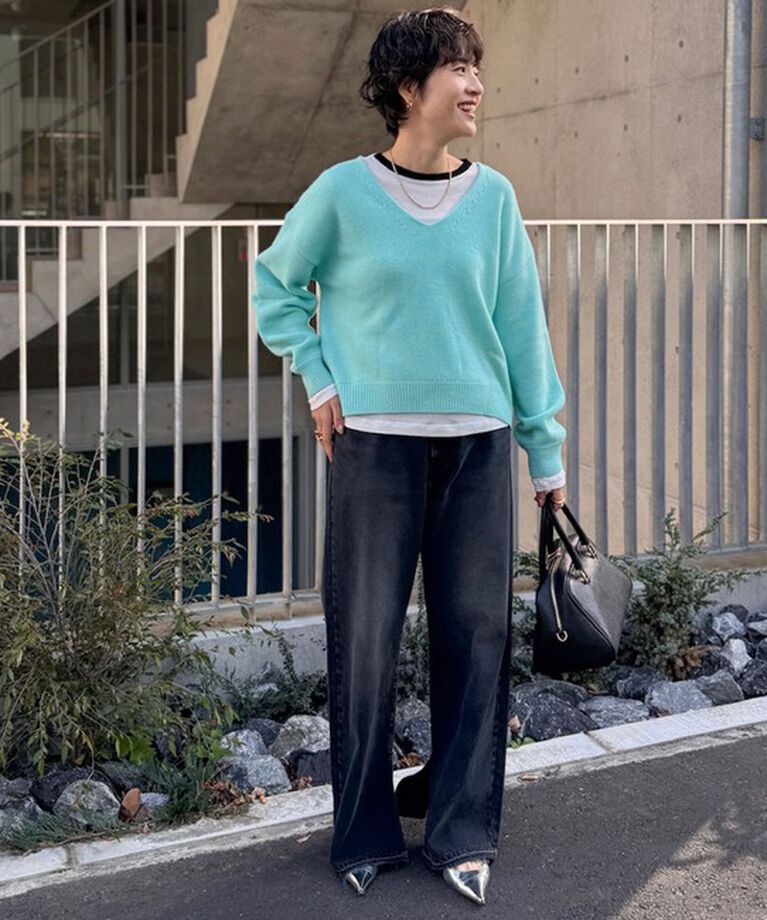 NOLLEY'S「ロゴ刺繍入りVネックプルオーバーニット」|ニット・セーター|