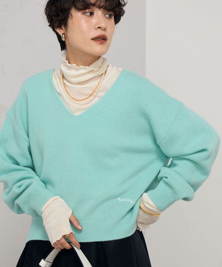 NOLLEY'S「ロゴ刺繍入りVネックプルオーバーニット」|ニット・セーター|