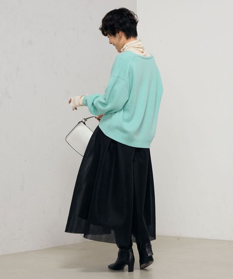 NOLLEY'S「ロゴ刺繍入りVネックプルオーバーニット」|ニット・セーター|
