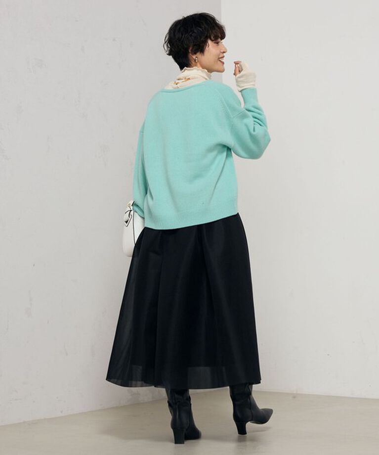 NOLLEY'S「ロゴ刺繍入りVネックプルオーバーニット」|ニット・セーター|
