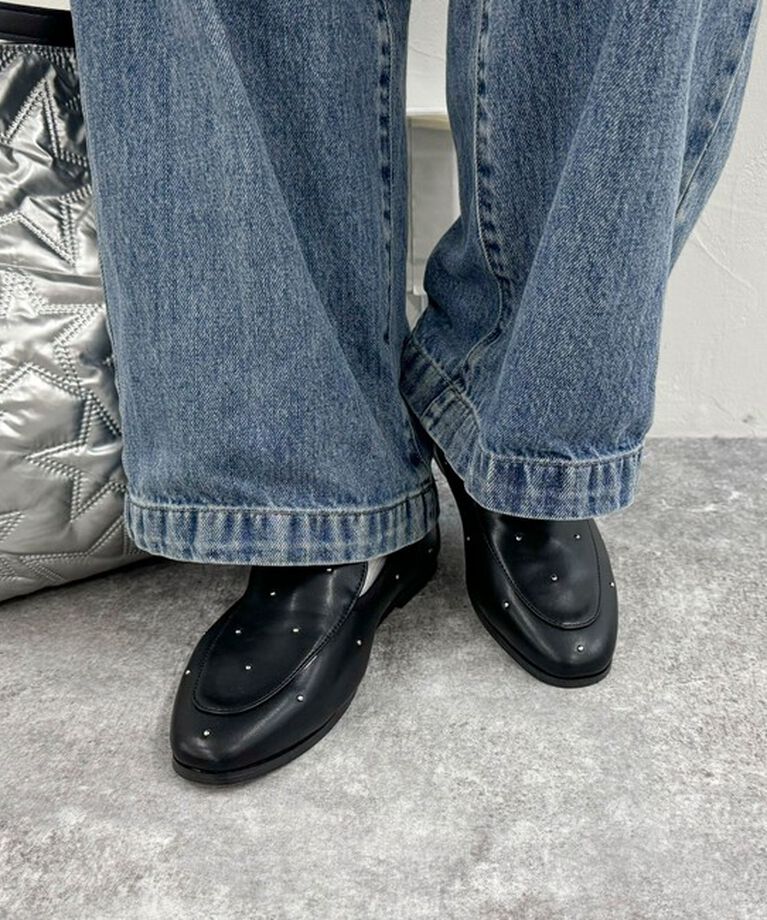 fredy emue「インナークッションスタッズオペラシューズ」|パンプス|
