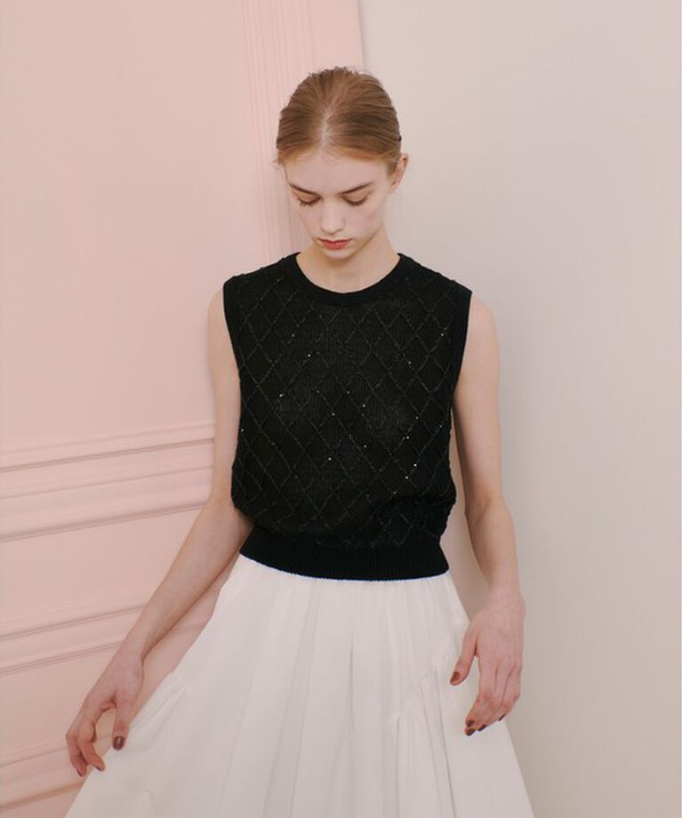 LOULOU WILLOUGHBY「【LOULOU WILLOUGHBY】シークインエンブロイダリープルオーバー」|ニット・セーター|ブラック