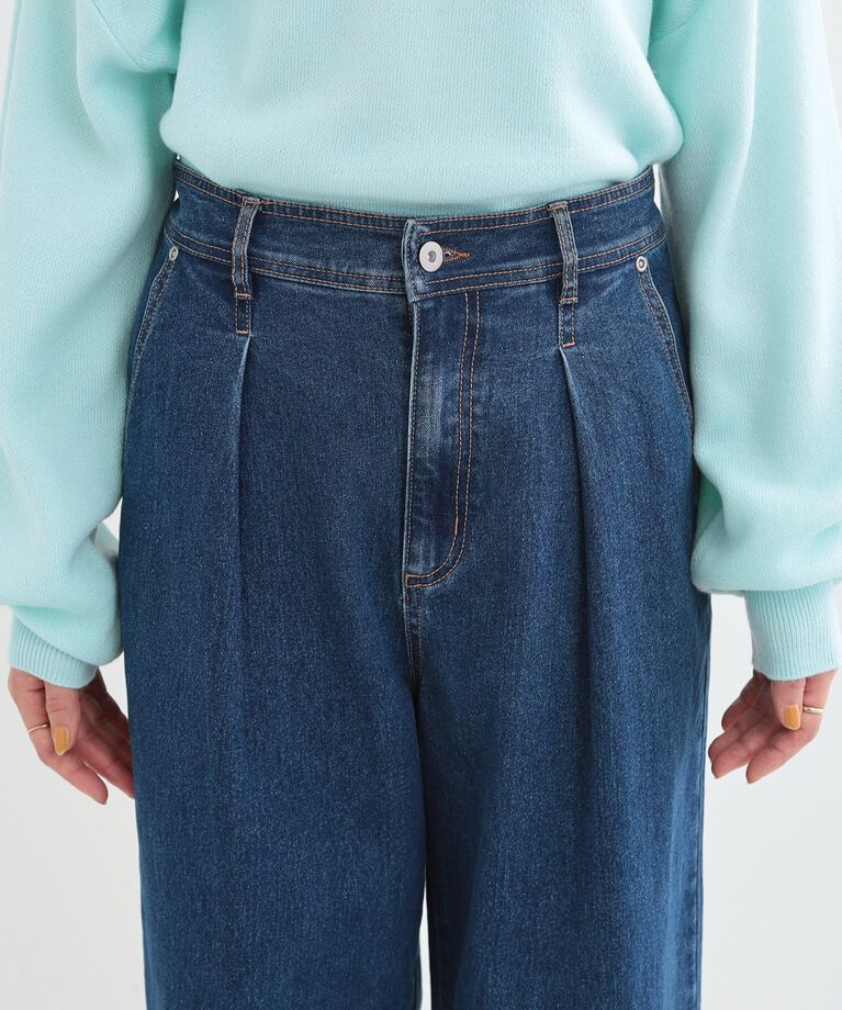SHOO･LA･RUE「後ろウエストゴムが楽 大人のタックワイド デニムパンツ」|デニム|