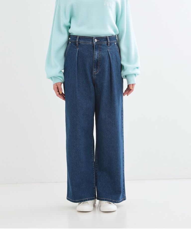 SHOO･LA･RUE「後ろウエストゴムが楽 大人のタックワイド デニムパンツ」|デニム|