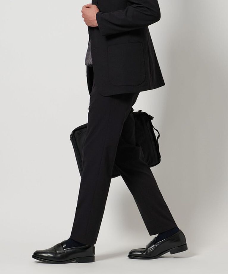 UNITED ARROWS「ライトサッカー ノープリーツ スラックス UA COZY  ―ウォッシャブル・２WAYストレッチ―」|スーツ|