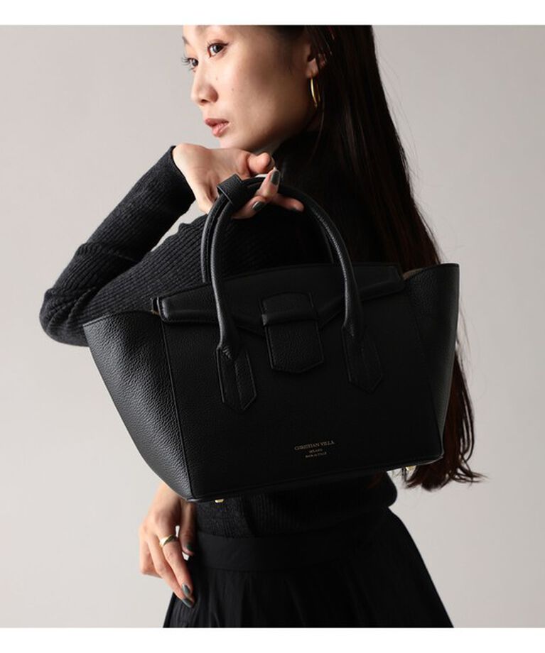 Demi-Luxe BEAMS 「CHRISTIAN VILLA / 別注 フラップ ハンドバッグ.」|トートバッグ|NERO