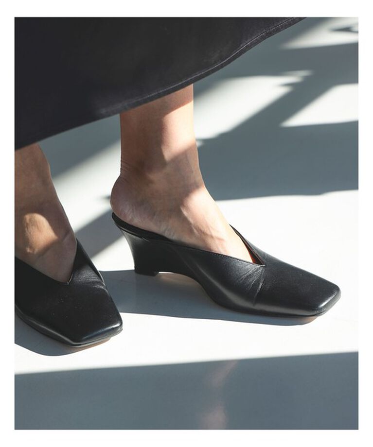 Demi-Luxe BEAMS 「レザーミュール .M」|パンプス|BLACK