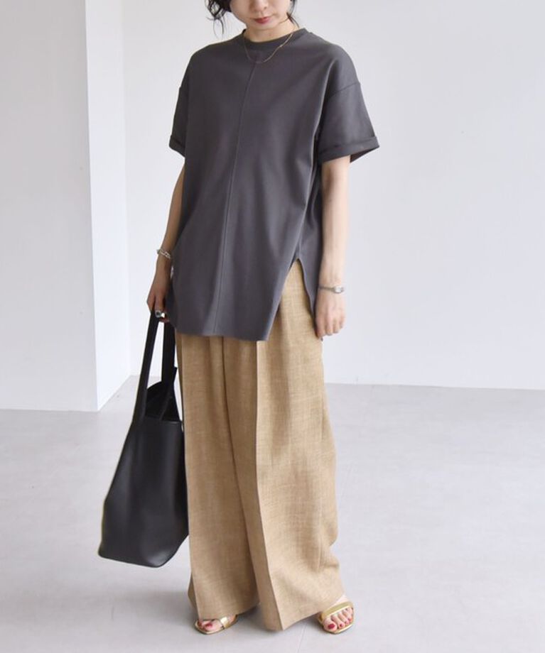 quaranciel「quaranciel:〈多機能/洗濯機可能〉バック スリット チュニック TEE」|Tシャツ・カットソー|