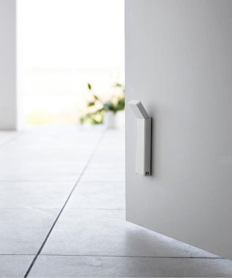 journal standard Furniture「《WEB限定》【tower/タワー】マグネット折り畳みドアストッパー」|その他|