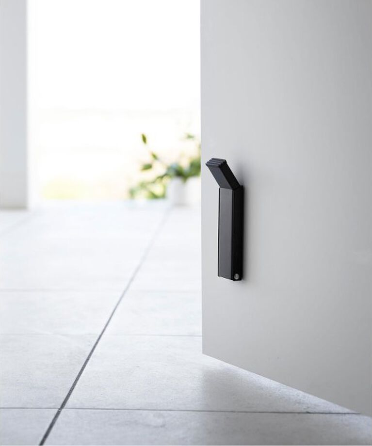 journal standard Furniture「《WEB限定》【tower/タワー】マグネット折り畳みドアストッパー」|その他|
