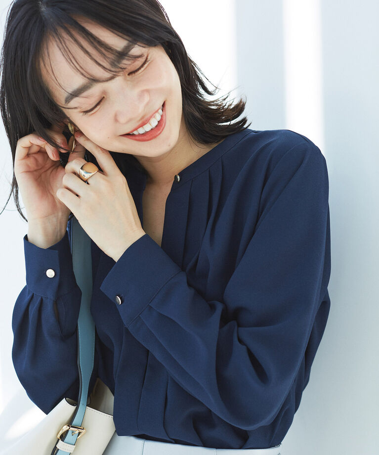 VIS「【防シワ・洗える】2WAYフロントタック長袖ブラウス」|シャツ・ブラウス|