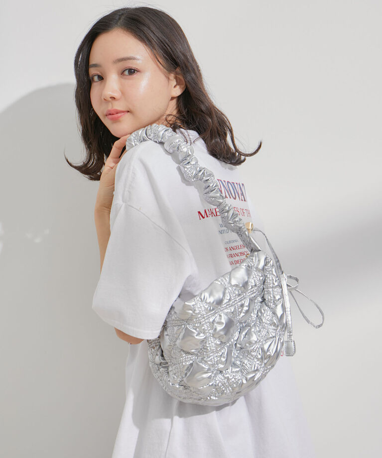 VIS「キルティングくしゅくしゅショルダーバッグ」|ショルダー・メッセンジャー|