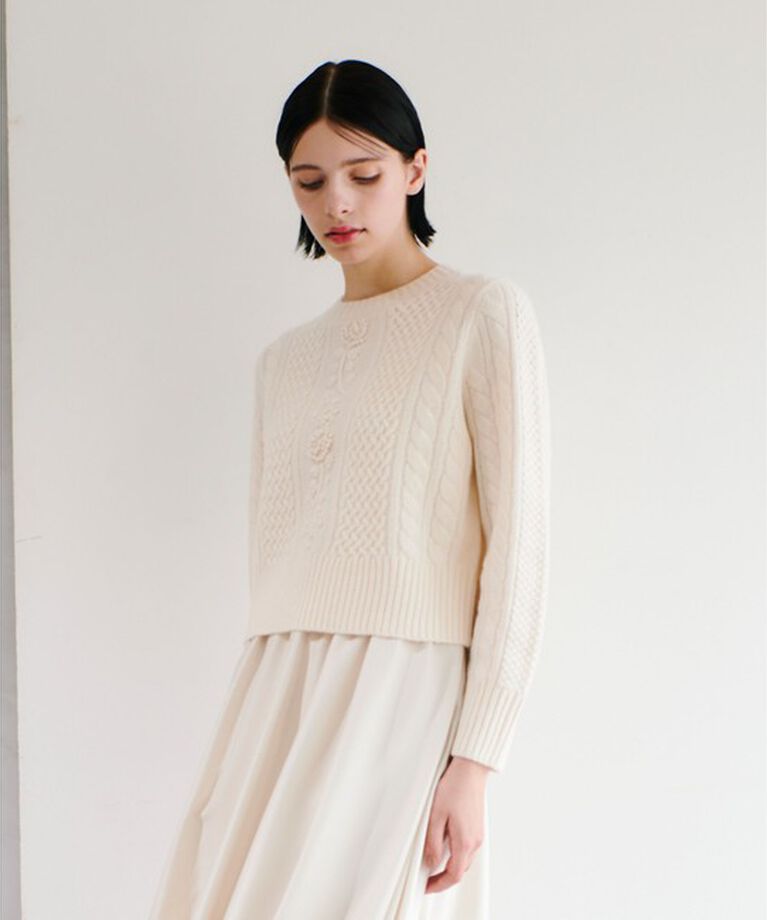 LOULOU WILLOUGHBY「【LOULOU WILLOUGHBY】フラワー刺繍ケーブルニット」|ニット・セーター|