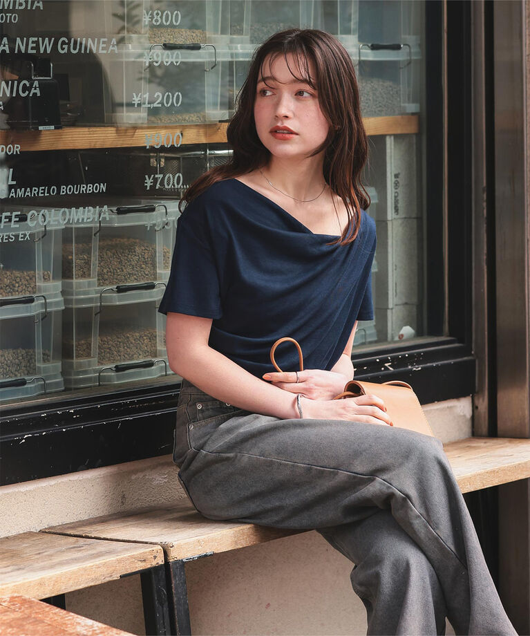 titivate「オフショルダーハーフスリーブTシャツ」|Tシャツ・カットソー|