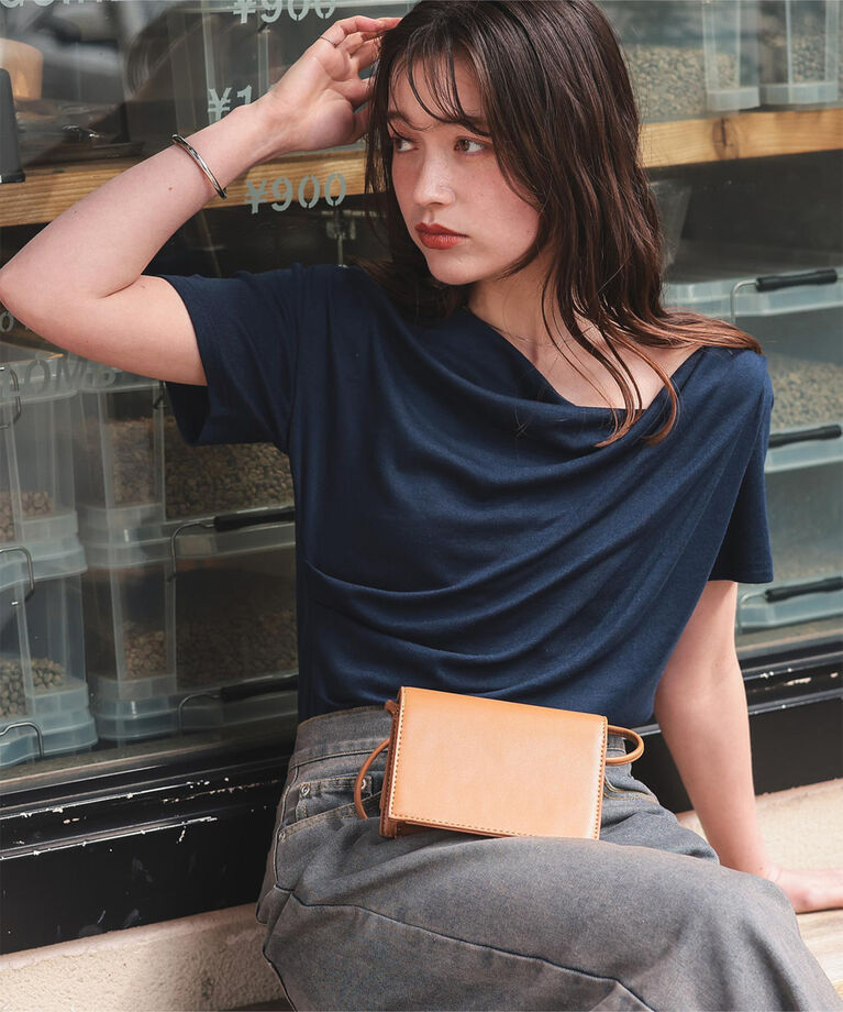 titivate「オフショルダーハーフスリーブTシャツ」|Tシャツ・カットソー|