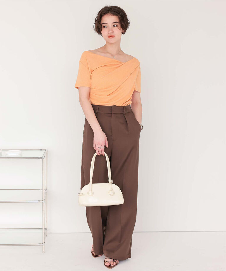 titivate「オフショルダーハーフスリーブTシャツ」|Tシャツ・カットソー|