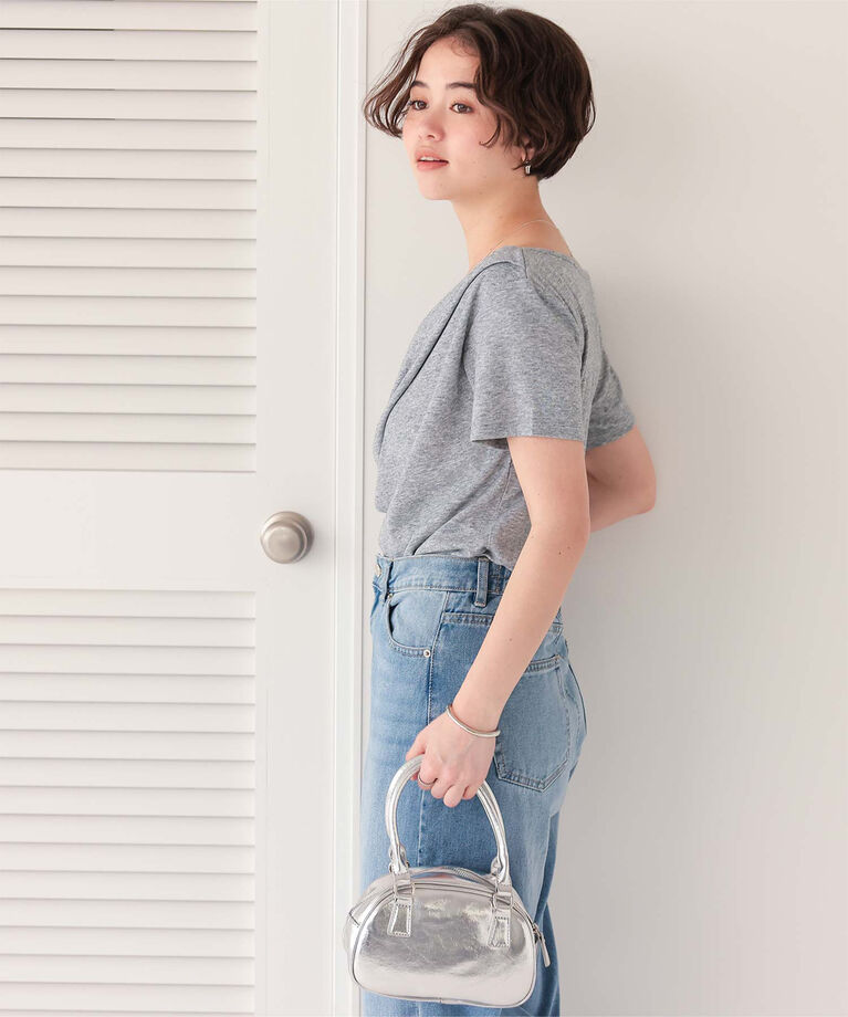 titivate「オフショルダーハーフスリーブTシャツ」|Tシャツ・カットソー|
