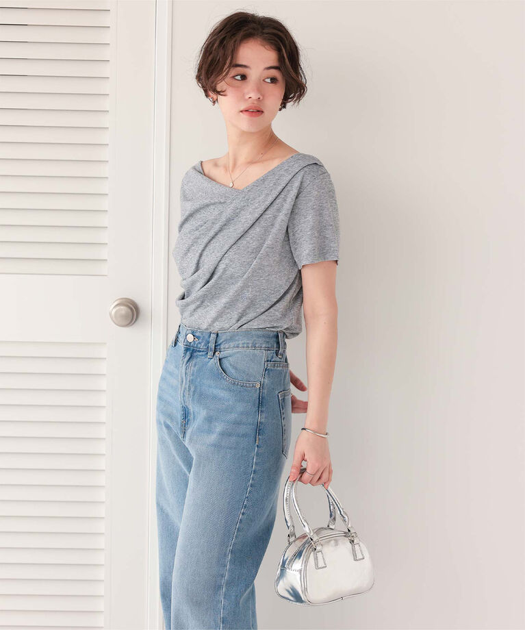 titivate「オフショルダーハーフスリーブTシャツ」|Tシャツ・カットソー|