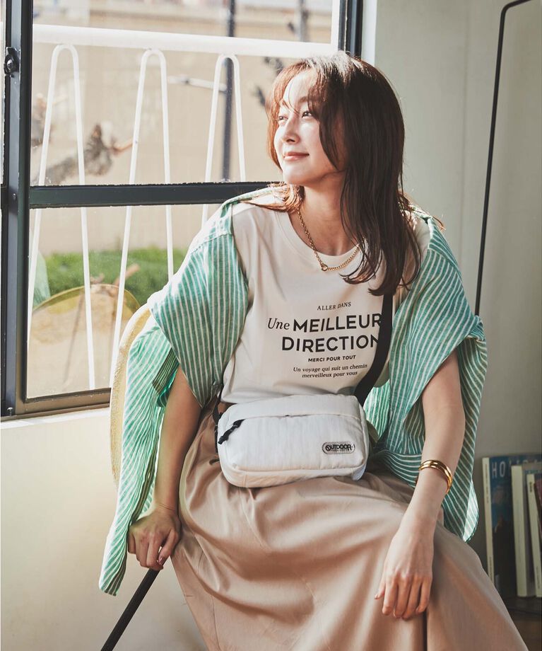 UNTITLED「【上品カジュアル】ロゴTシャツ」|Tシャツ・カットソー|