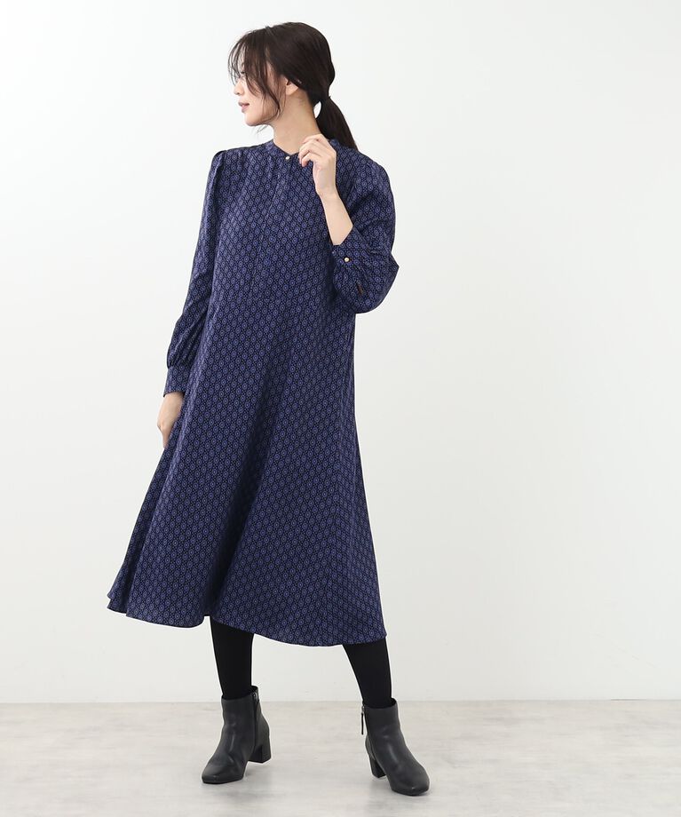Reflect「【WEB限定カラーあり／マシンウォッシュ可】幾何柄プリントワンピース」|ワンピース|
