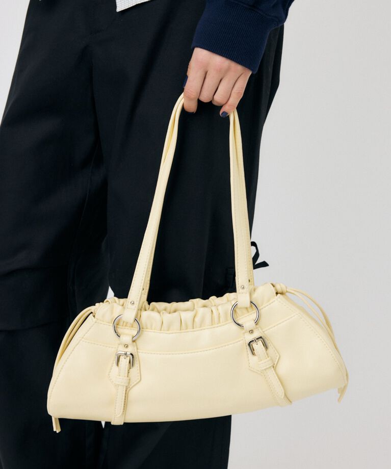 MOUSSY「WIDE F/LEATHER ショルダーバッグ」|その他|ECRU