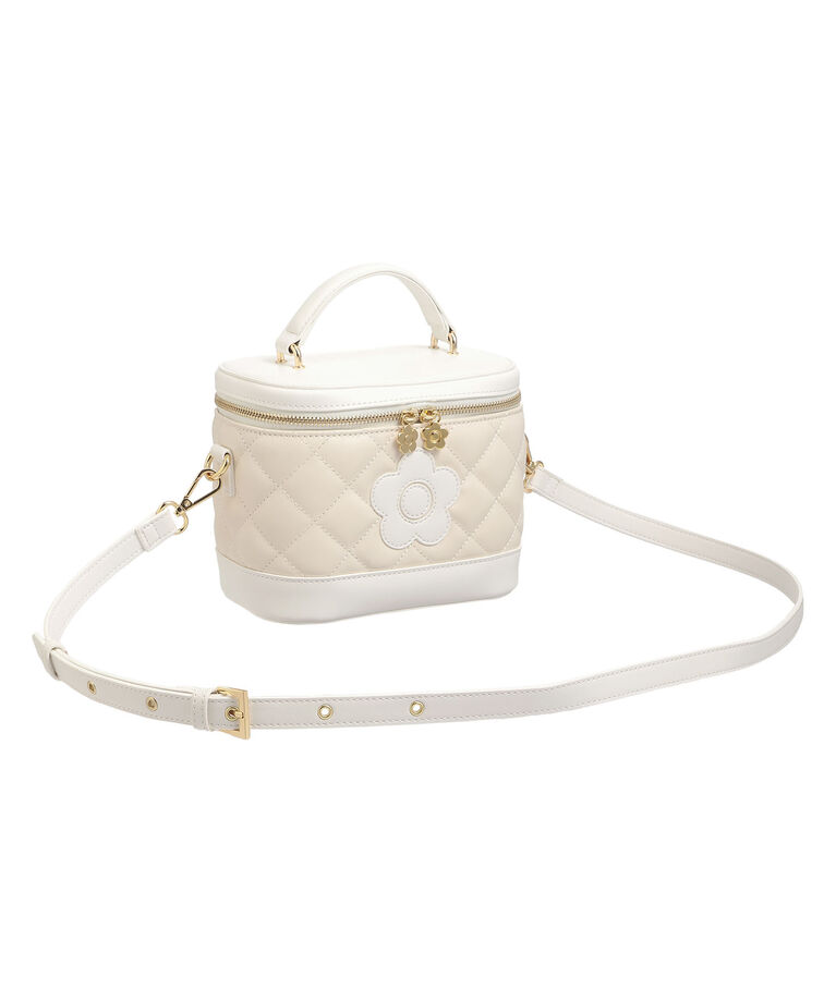 MARY QUANT「デイジーパッチキルトバニティ 2WAYショルダー」|ショルダー・メッセンジャー|アイボリー