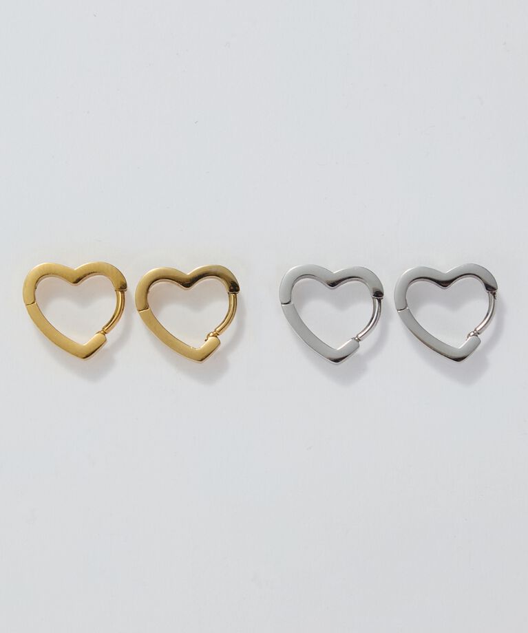 Phoebe「【金属アレルギー対応】ハートフープワンタッチピアス　ゴールド/サージカルステンレス」|ピアス|