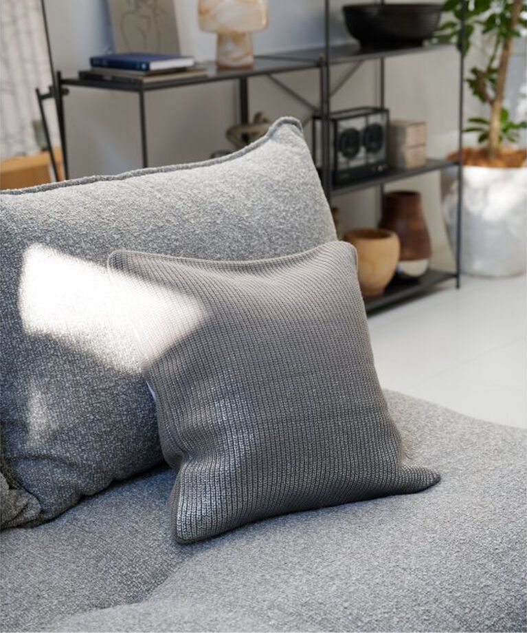 journal standard Furniture「SILVER PRINT KNIT CUSHION　クッションカバー 45cm」|クッション・クッションカバー|グレー