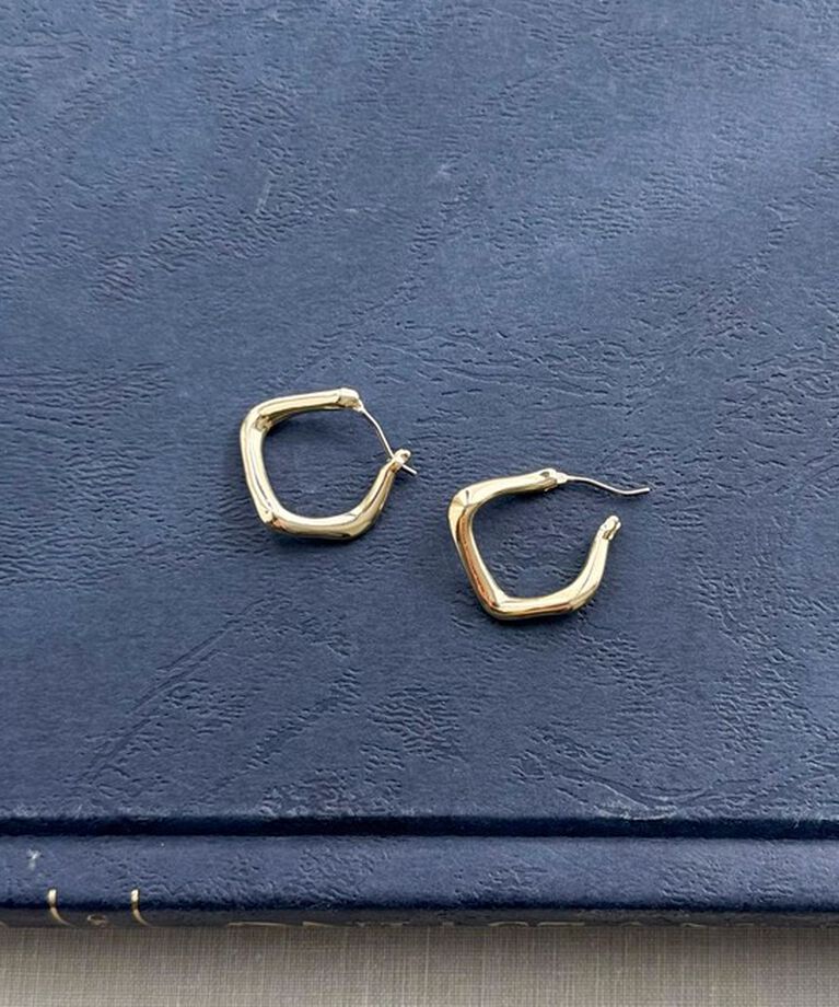 fredy emue「チタンポストルーズペンタゴンピアス」|ピアス|