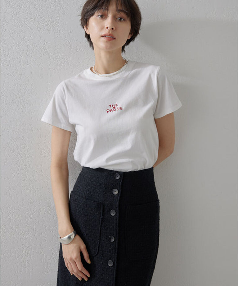 THE PAUSE「【THE PAUSE】THE PAUSE刺繍Tシャツ」|Tシャツ・カットソー|オフホワイト